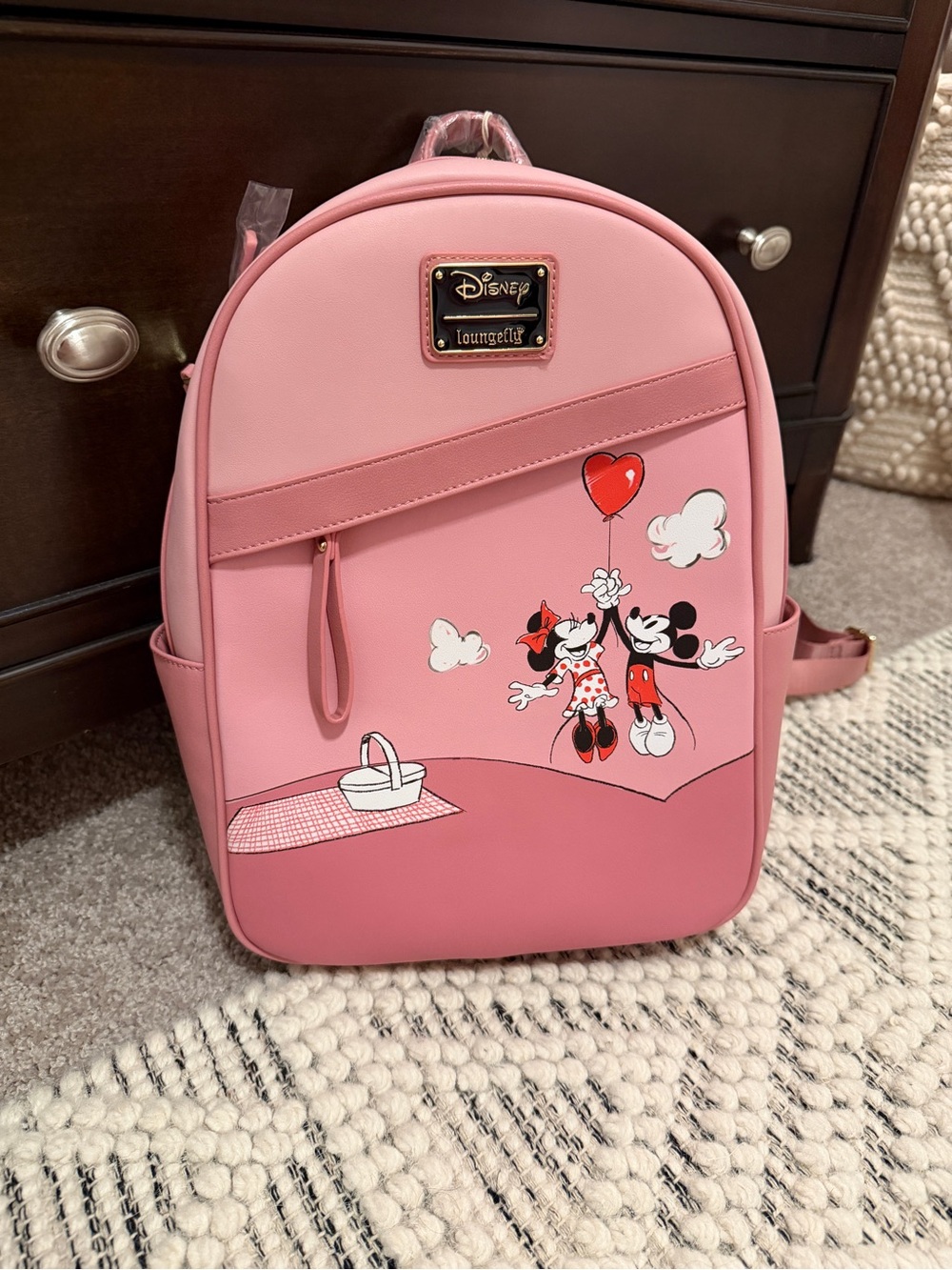 NWT!! Loungefly Pink Mickey & Minnie Picnic Scene Mini Backpack